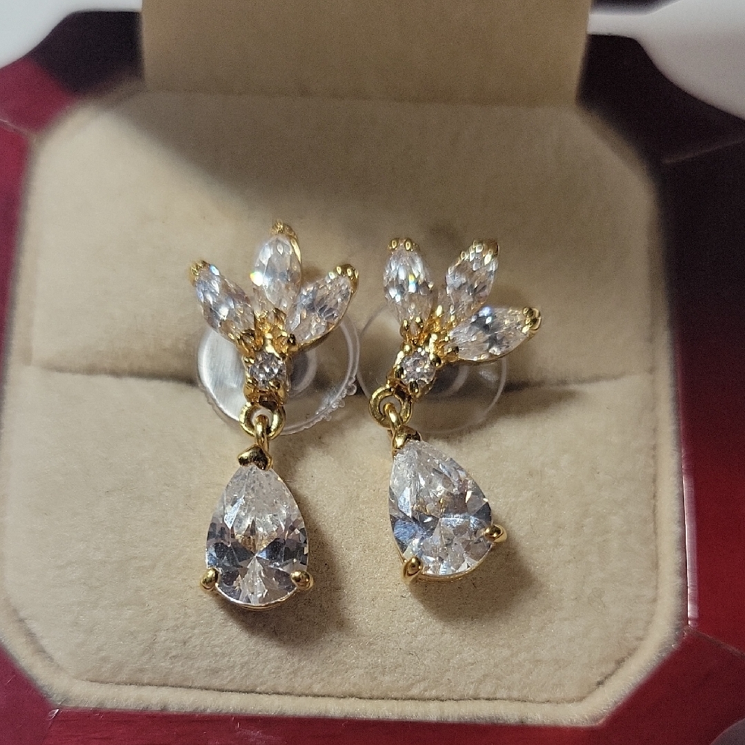 Gold Tone Crystal Drop Earrings For Women - Elegant Clear Teardrop Dangle